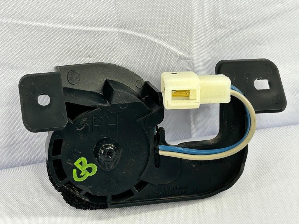 2005-2009 Subaru Legacy Outback Right Tweeter Speaker LH OEM