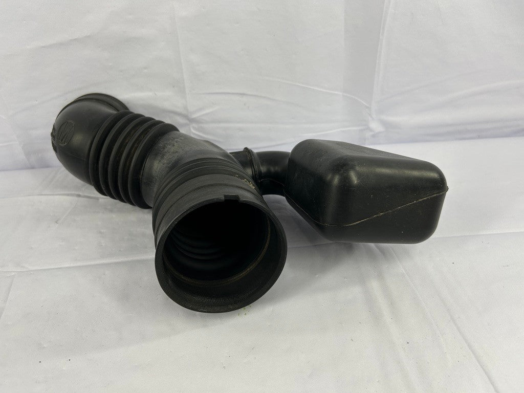 2005-2009 Subaru Legacy Outback Air Intake Duct Hose Pipe with Resonator OEM