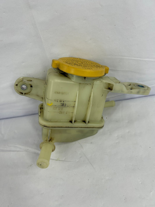 2005-2009 Subaru Outback Power Steering Reservoir and Cap 34630AG00A OEM