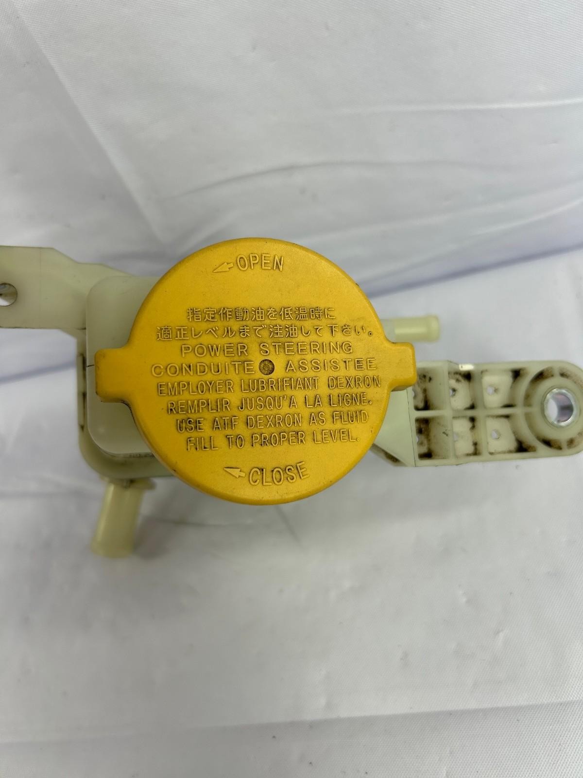 2005-2009 Subaru Outback Power Steering Reservoir and Cap 34630AG00A OEM