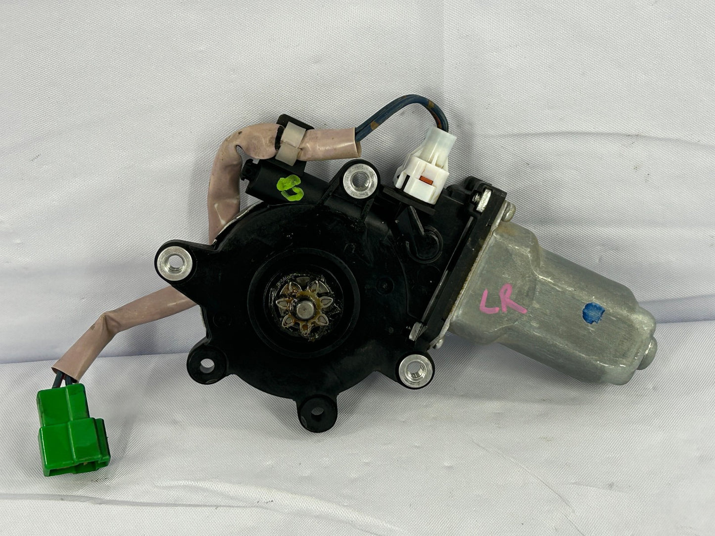2005-2009 Subaru Outback Left Rear Window Motor OEM 62188AG01A