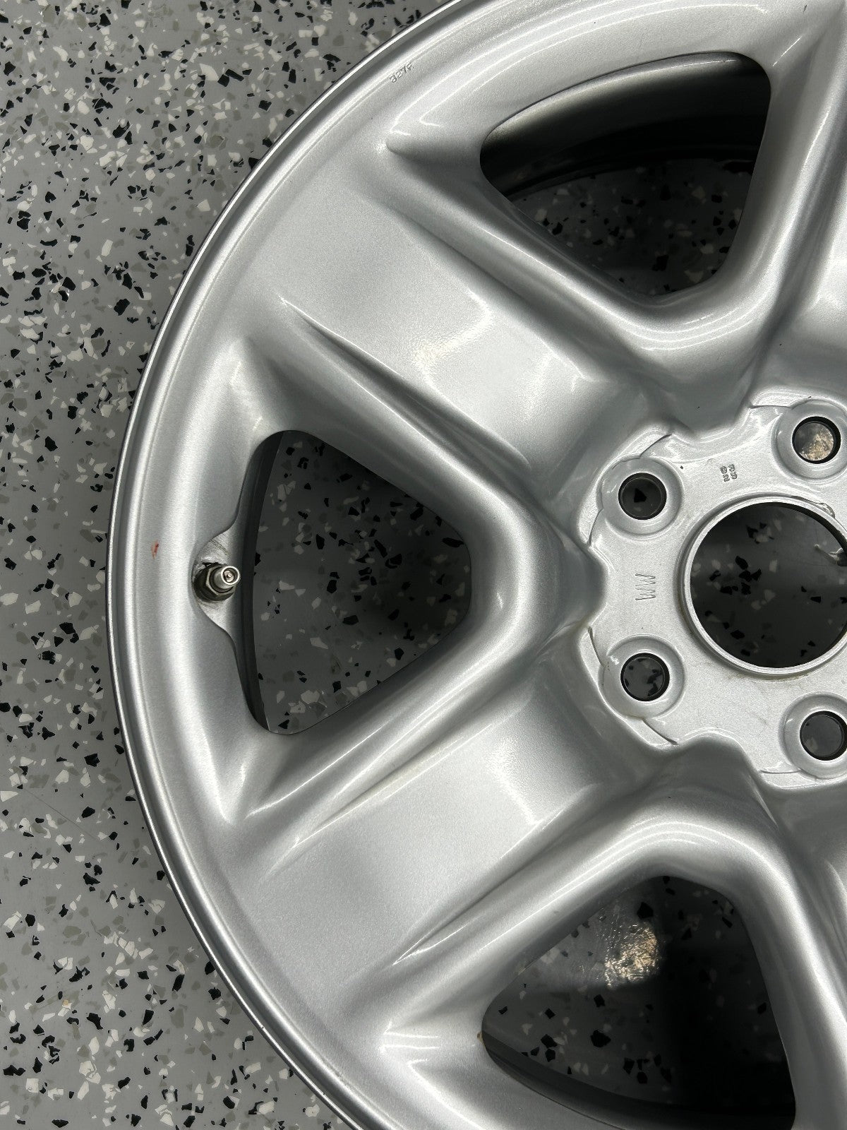 2006-2012 Toyota RAV4 5-SPOKE Wheel 17X6.5J 69506 with Tpms Sensor