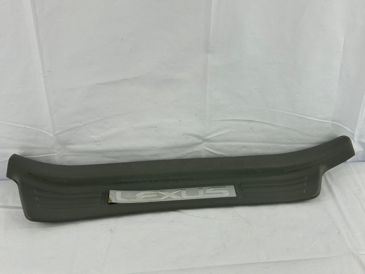 1998-2003 Lexus LX470 Side Rear Right Side Door Sill Outer Scuff Plate Trim OEM