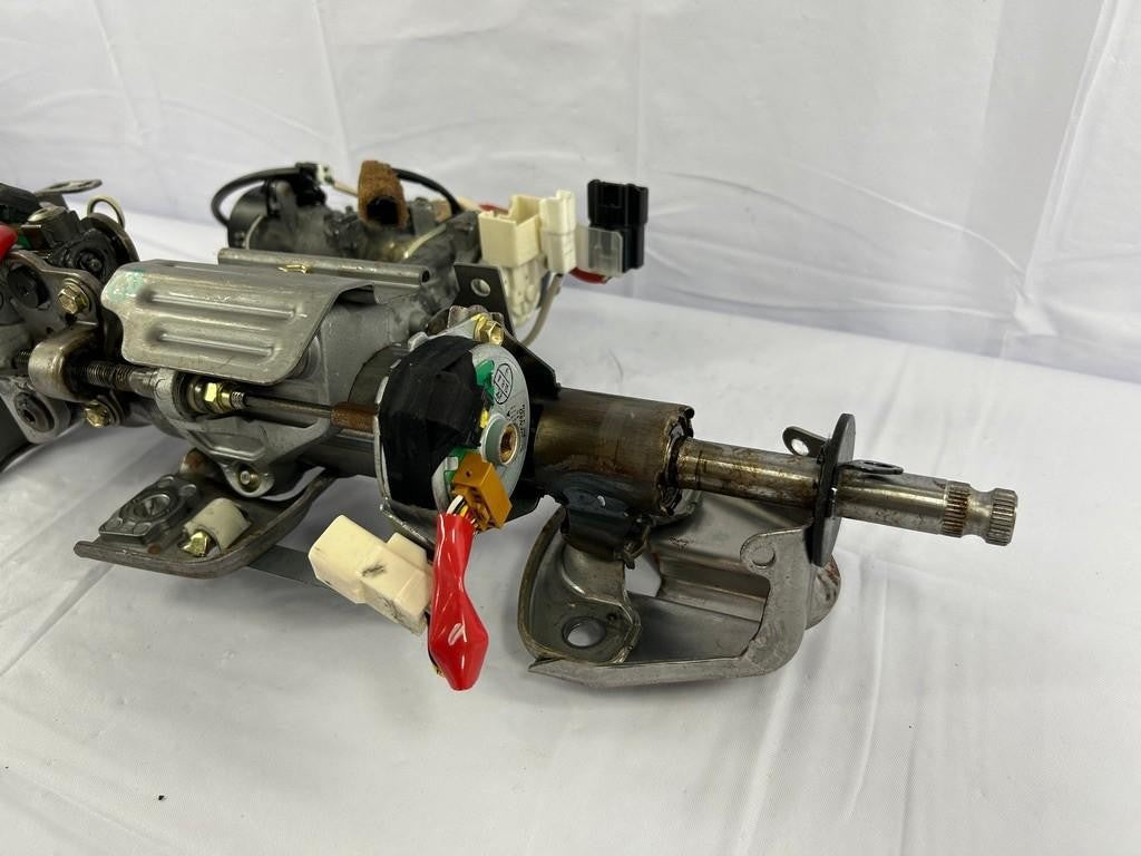 1998-2007 Lexus LX470 Power Steering Column and Steering Assist Motor Assembly