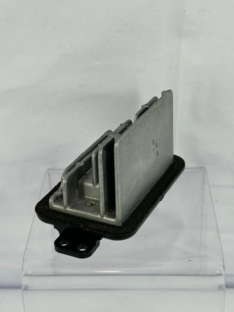 1998-2007 Lexus LX470 8865060350 Air Amplifier Assembly OEM