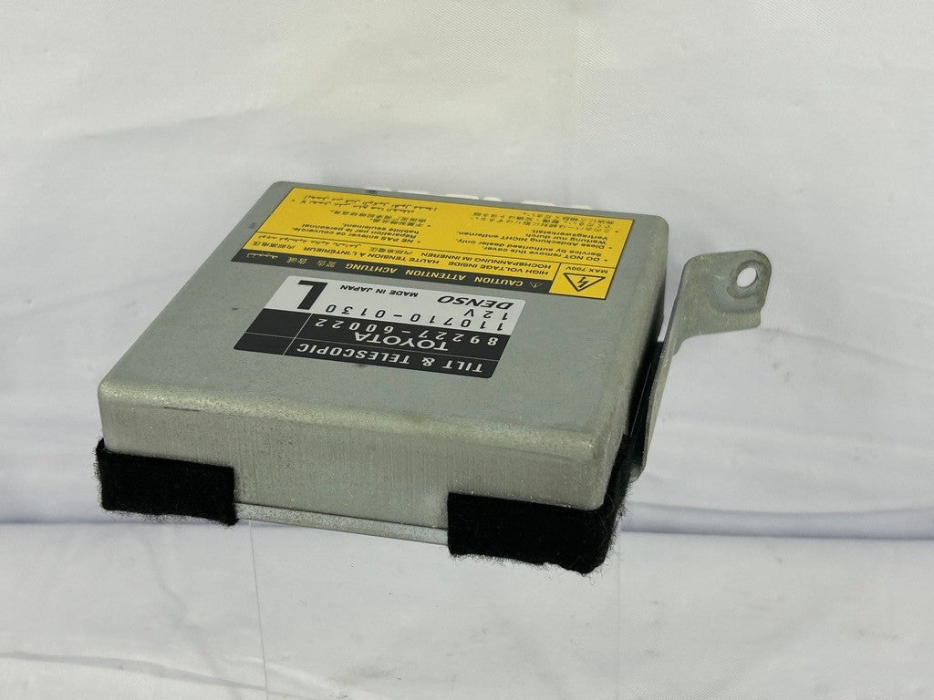 1999-2001 Lexus LX470 2000 Module Tilt and Telescopic 89227-60021 Computer OEM