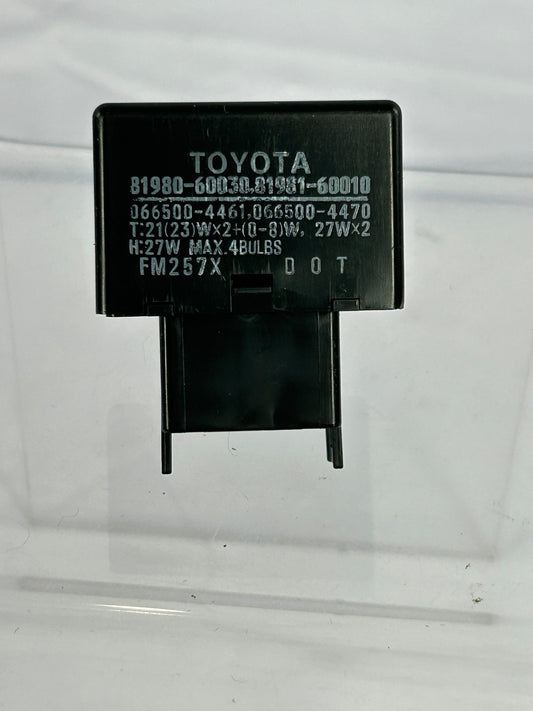 1998-2003 Lexus LX470 Turn Signal Flasher Relay 81980-60030 Assembly OEM