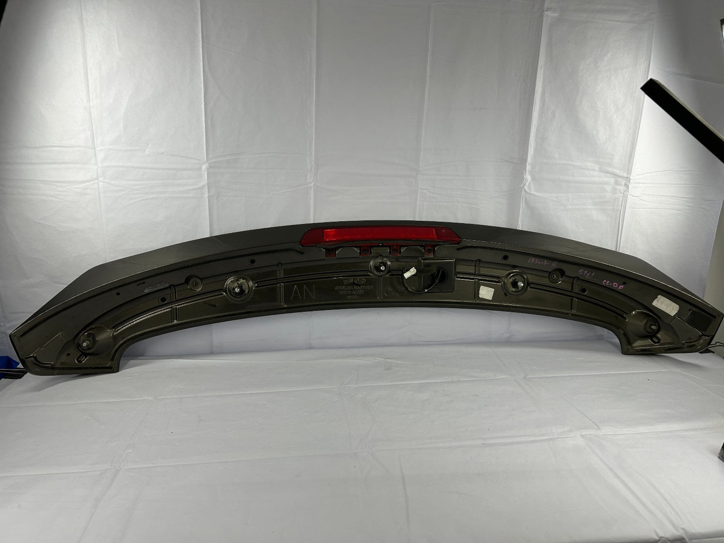 2013-2018 Hyundai Santa Fe Sport Spoiler with Led 3rd Third Brake Light OEM