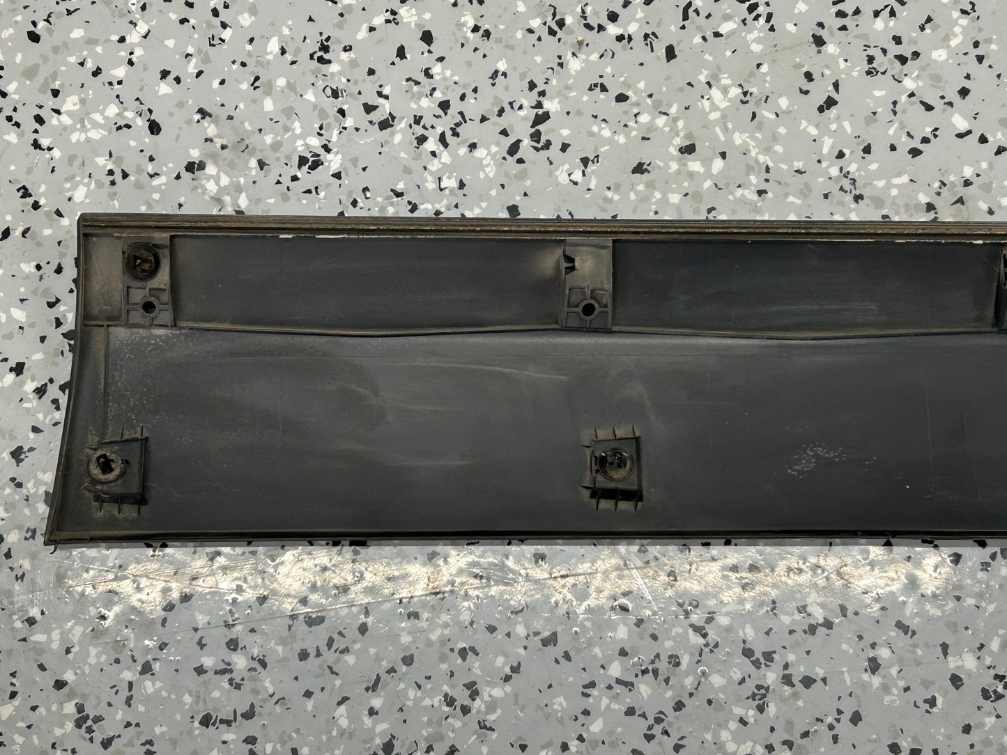 2011-2014 Subaru Outback Exterior Left Front Door Molding Garnish Trim OEM