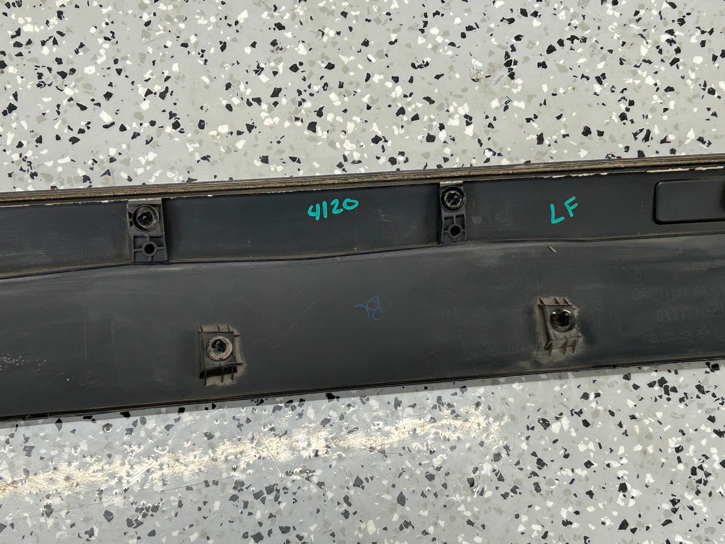 2011-2014 Subaru Outback Exterior Left Front Door Molding Garnish Trim OEM