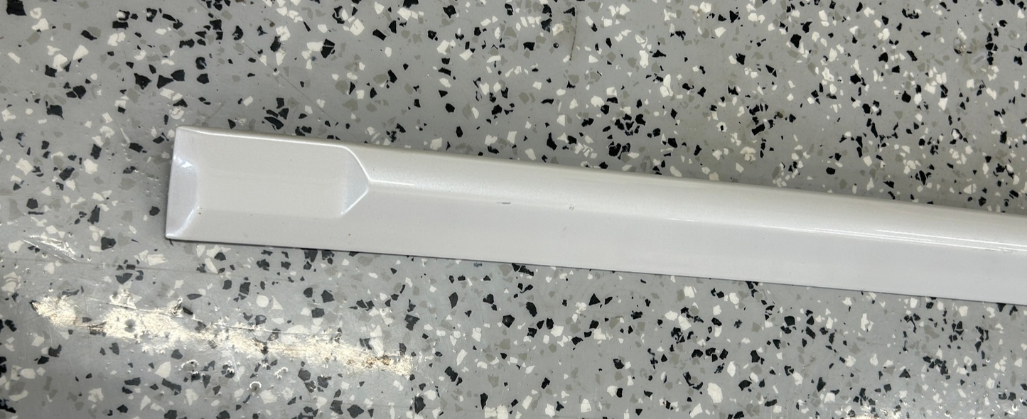 2005-2009 Subaru Outback Left Rear Side Door Molding Impact Garnish Trim OEM