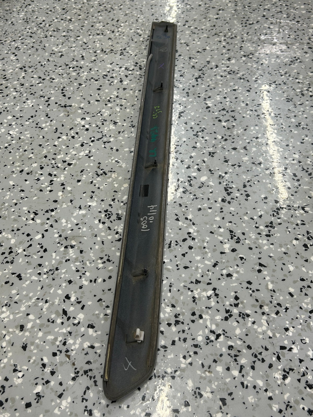 2005-2009 Subaru Outback Left Rear Side Door Molding Impact Garnish Trim OEM