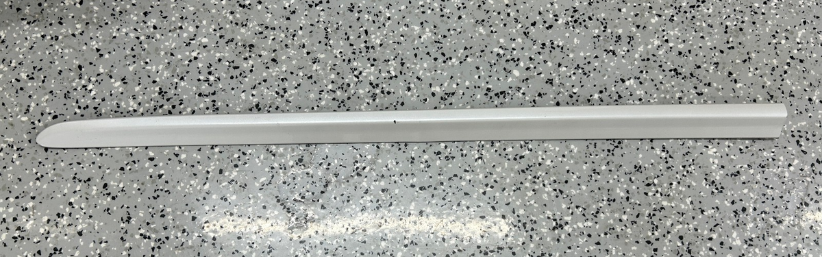 05-09 Subaru Outback Left Front Door Molding Impact Garnish Trim OEM 91012AG09A