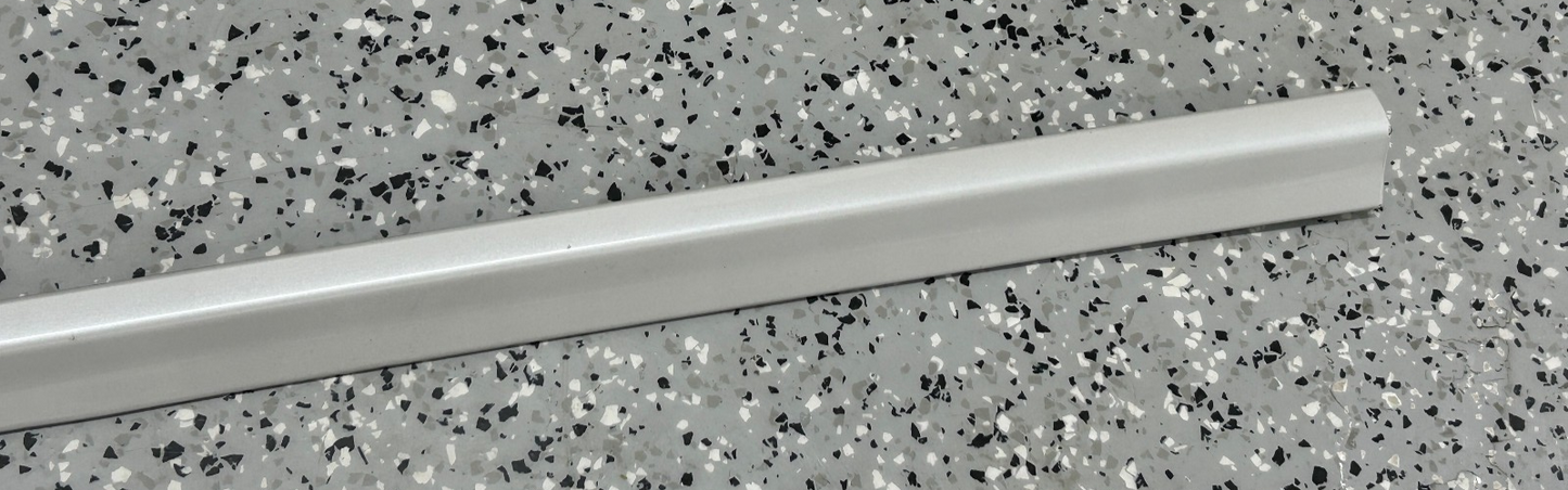 2005-2009 Subaru Outback Left Front Side Door Molding Impact Garnish Trim OEM