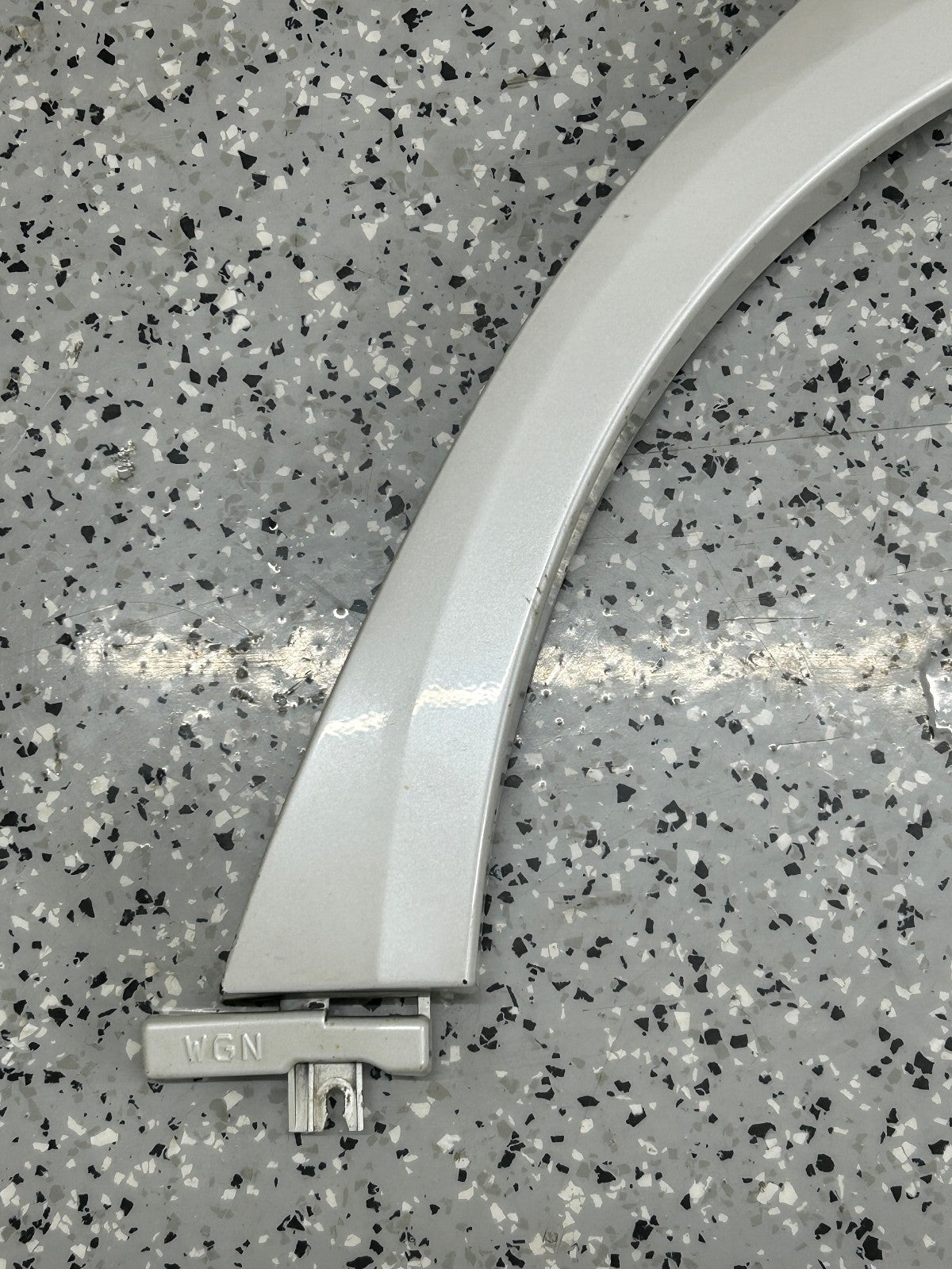 2005-2009 Subaru Outback Left Rear Tire Molding Impact Garnish Trim OEM