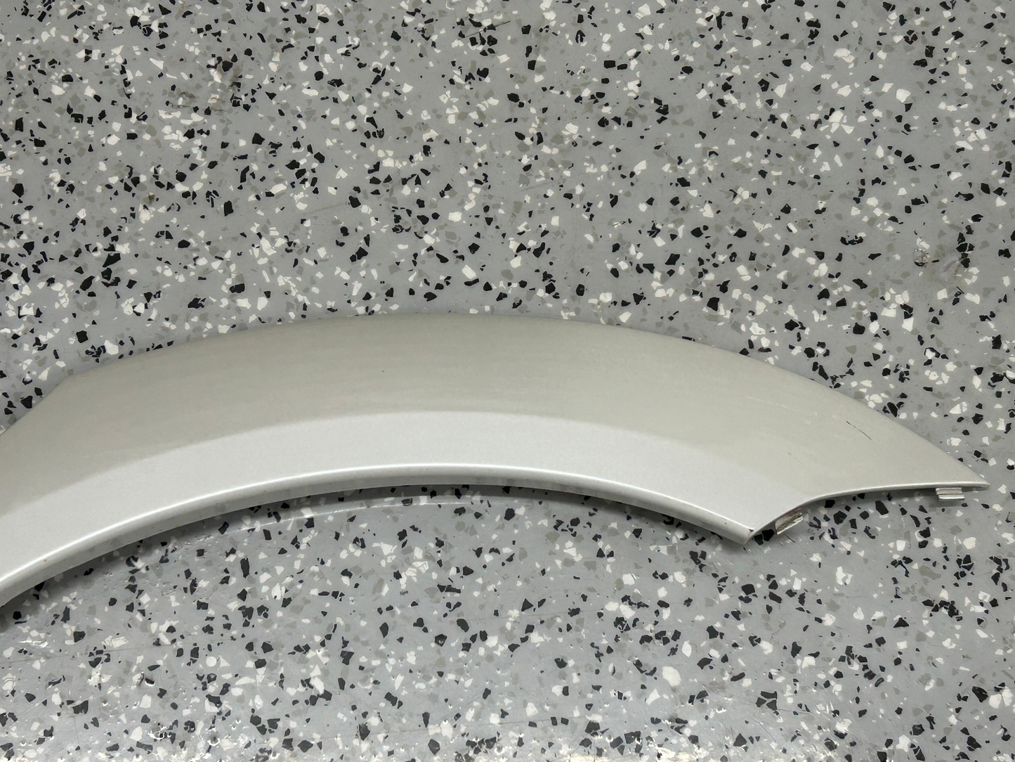 2005-2009 Subaru Outback Left Rear Tire Molding Impact Garnish Trim OEM