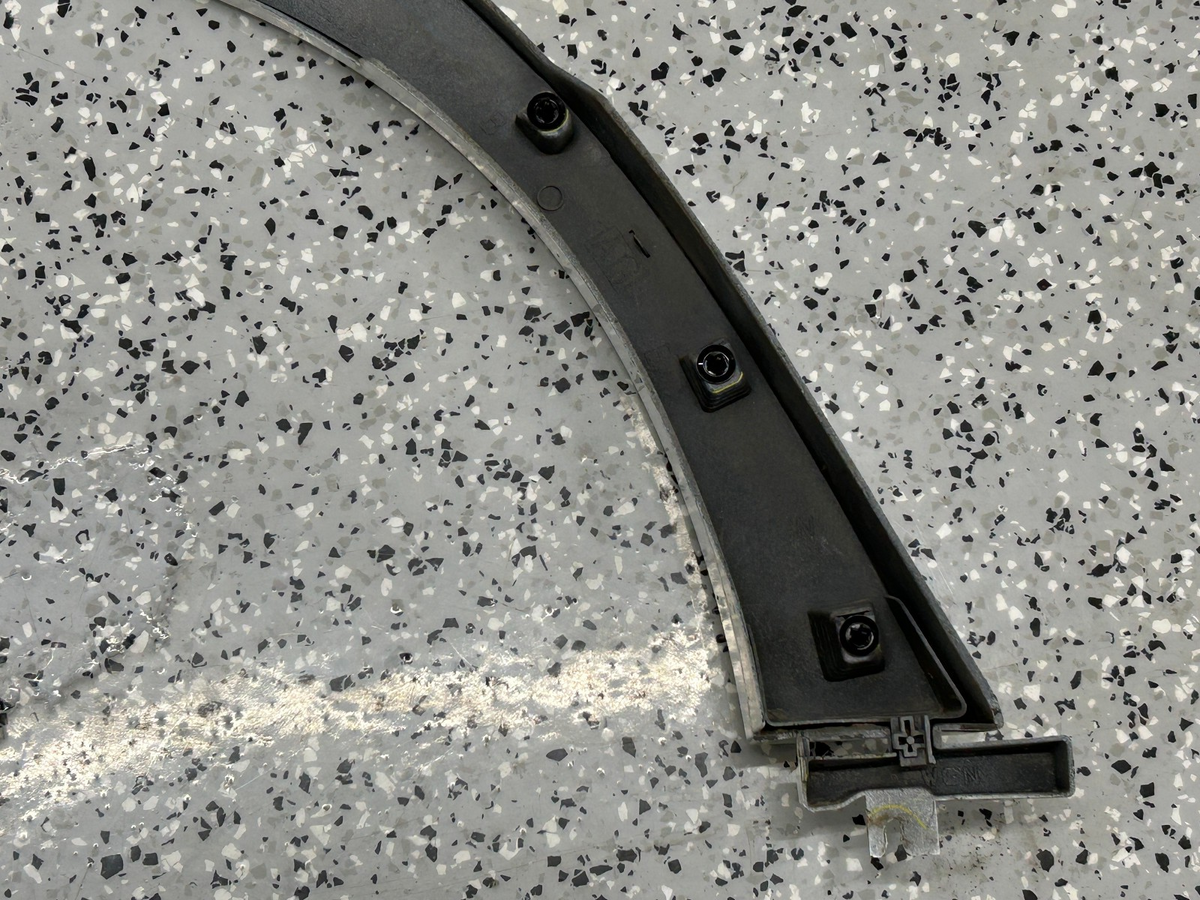 05-09 Subaru Outback Left Rear Tire Molding Impact Garnish Trim OEM 91112AG27B