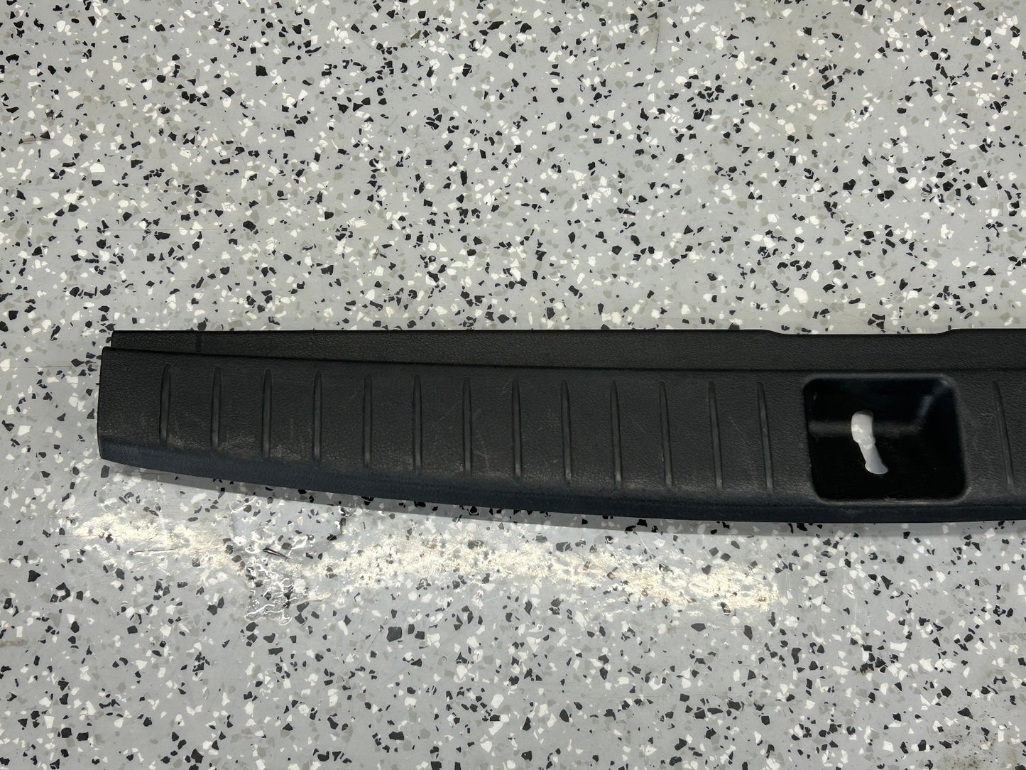 2005-2009 Subaru Legacy Outback Rear Hatch Trunk Sill Scuff Plate Latch Trim OEM