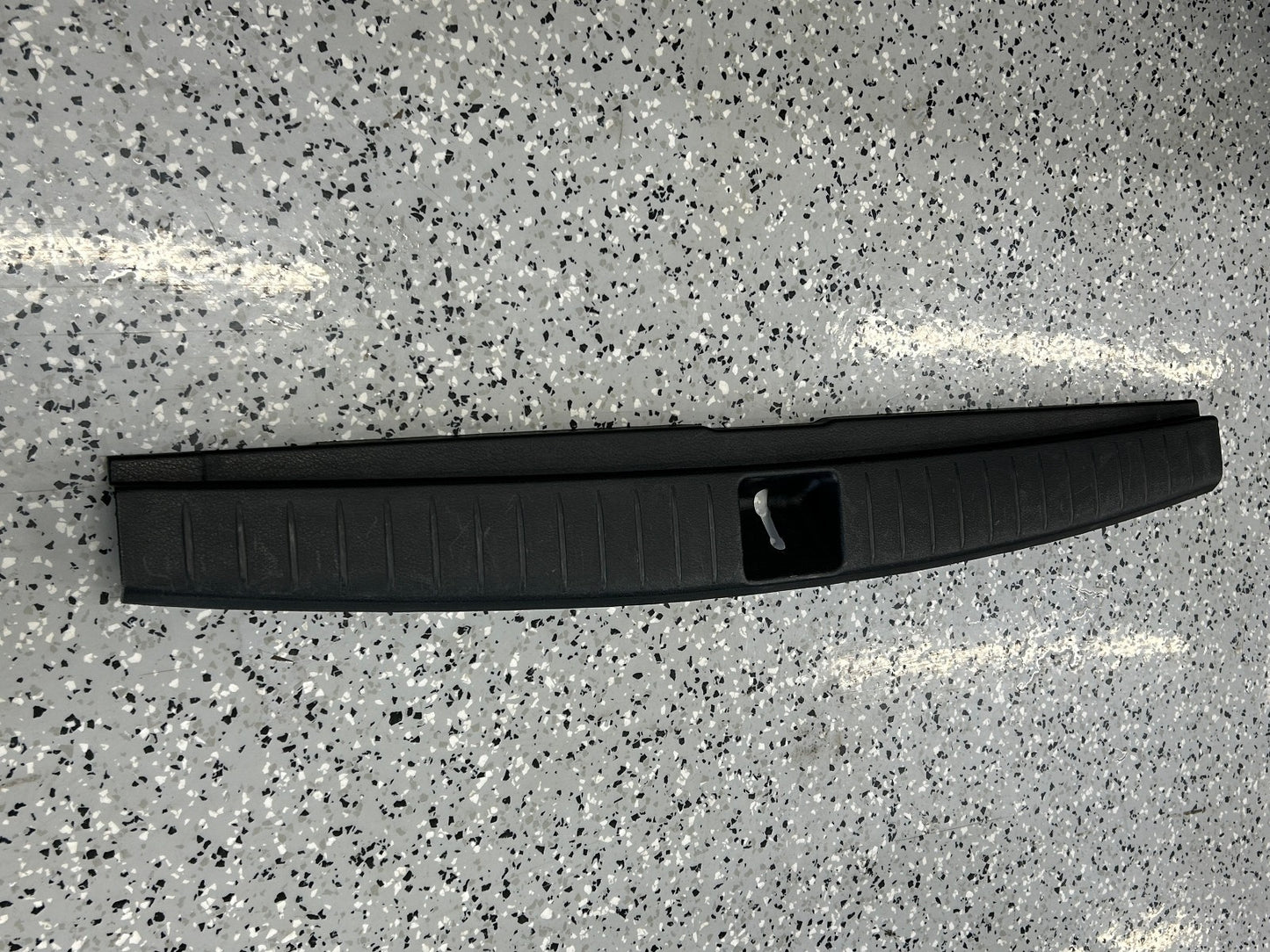 2005-2009 Subaru Legacy Outback Rear Hatch Trunk Sill Scuff Plate Latch Trim OEM