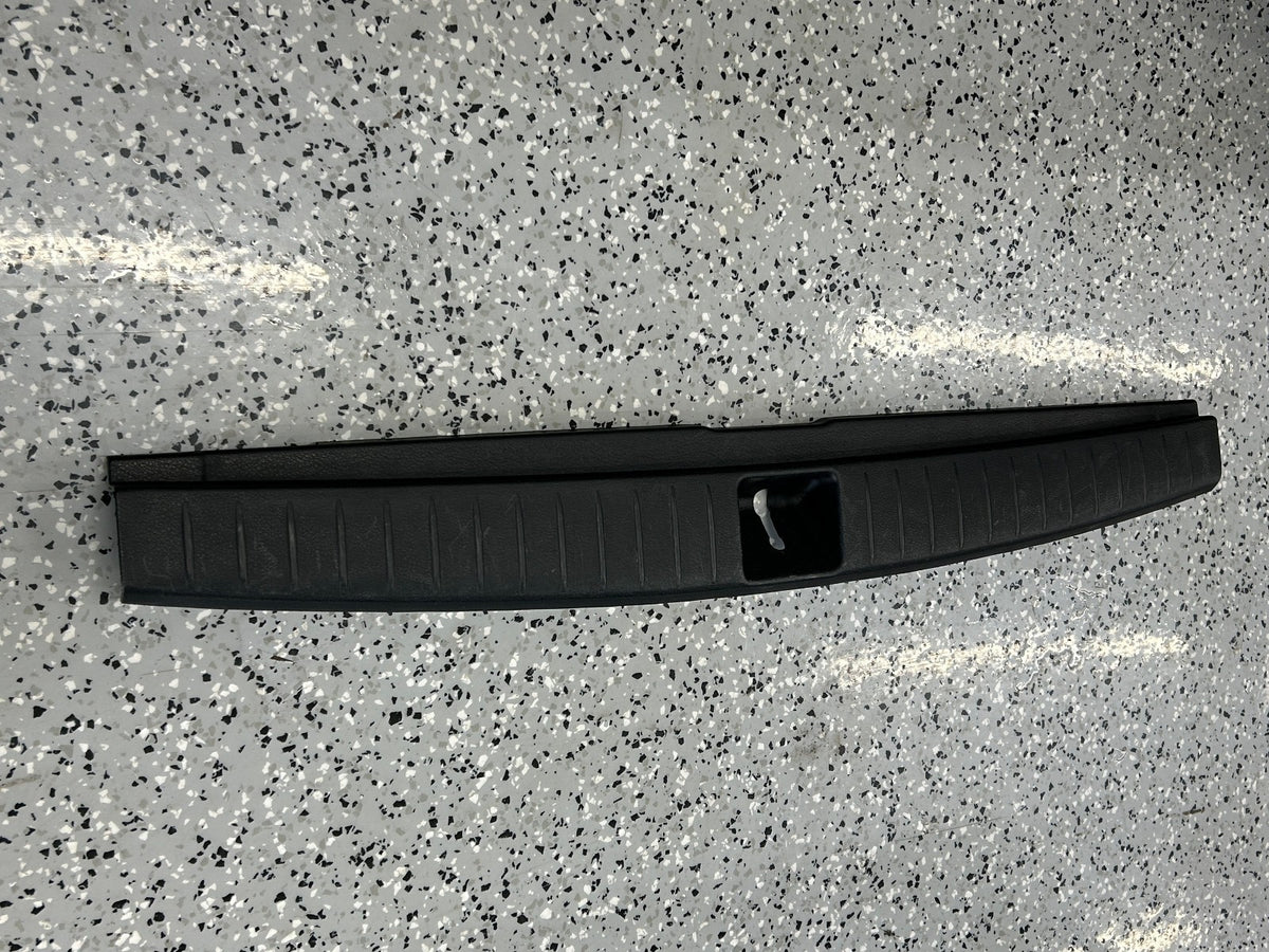 2005-2009 Subaru Legacy Outback Rear Trunk Sill Scuff Plate Trim OEM 95073AG04A