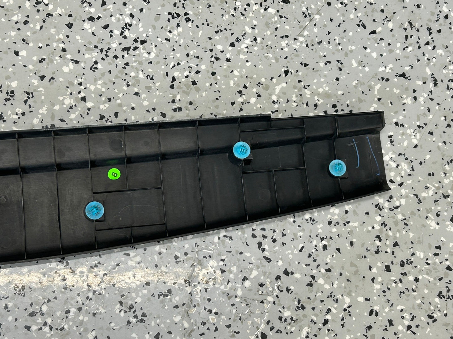 2005-2009 Subaru Legacy Outback Rear Hatch Trunk Sill Scuff Plate Latch Trim OEM
