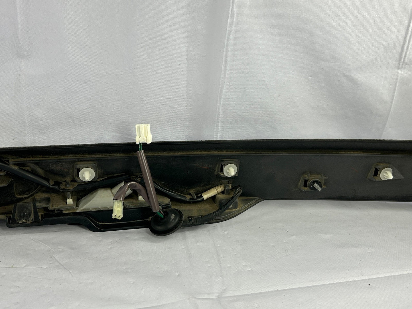 2009 Subaru Forester Liftgate Tailagate Finish Panel Garnish with Emblem OEM