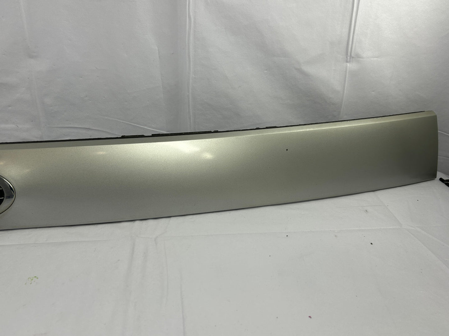 2009 Subaru Forester Liftgate Tailagate Finish Panel Garnish with Emblem OEM