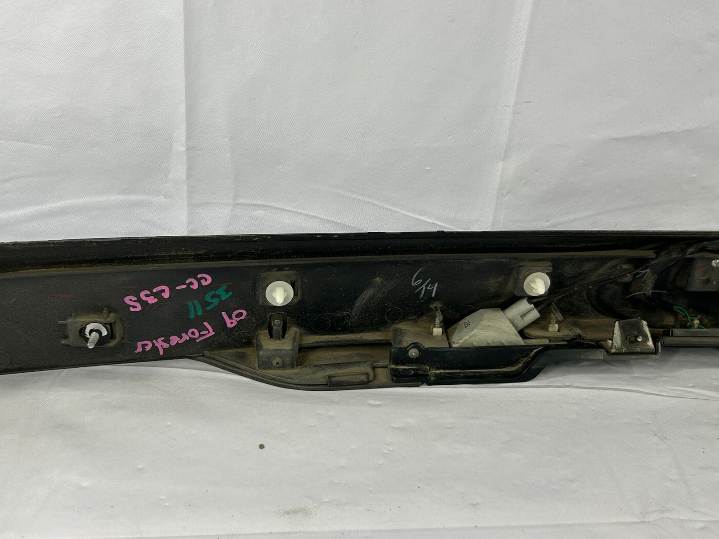 2009 Subaru Forester Liftgate Tailagate Finish Panel Garnish with Emblem OEM