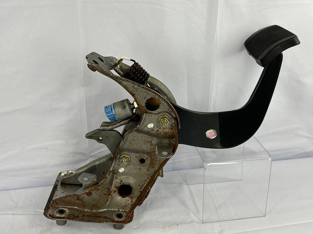1998-2007 Lexus LX470 Front Brake Pedal Assembly OEM