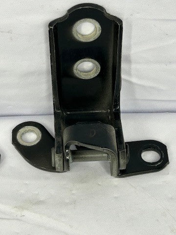 1998-2007 Lexus LX470 Left Rear Door Hinge Set OEM