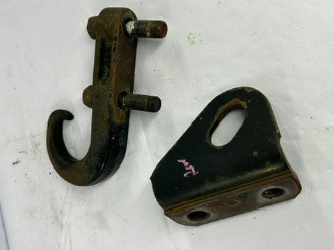 1998-2007 Lexus LX470 Rear Tow Hook Set OEM