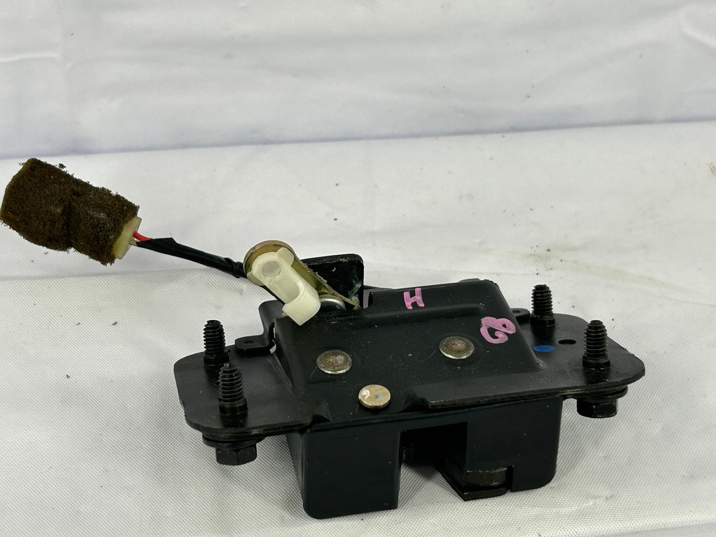 1998-2002 Lexus LX470 Rear Liftgate Latch Lock 69350-60120 OEM