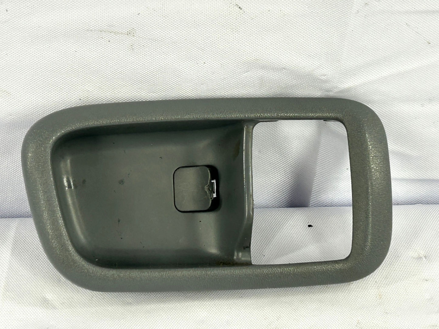 1998-2002 Lexus LX470 Right Front Interior Door Handle Bezel Trim OEM