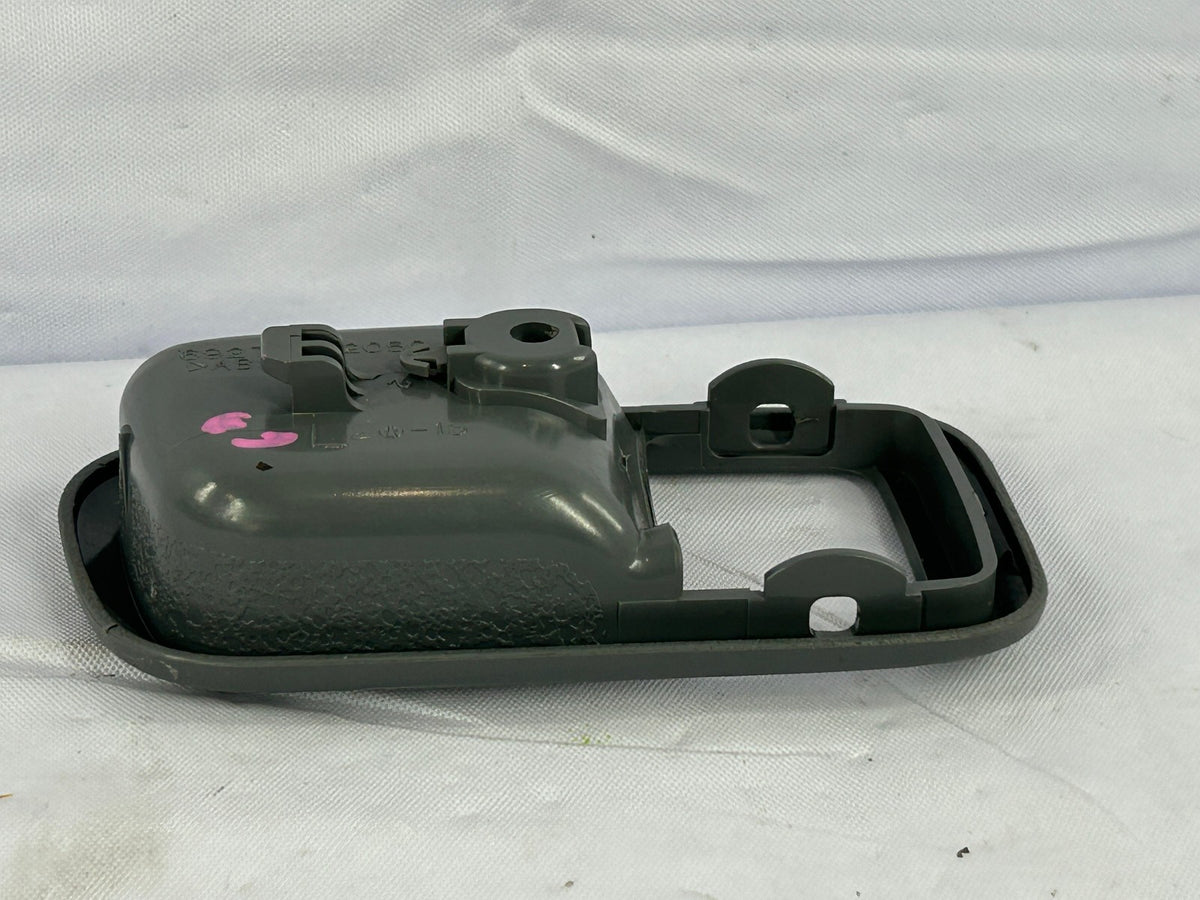 1998-2002 Lexus LX470 Rear Left Interior Door Handle Bezel Trim OEM 6927822050B2