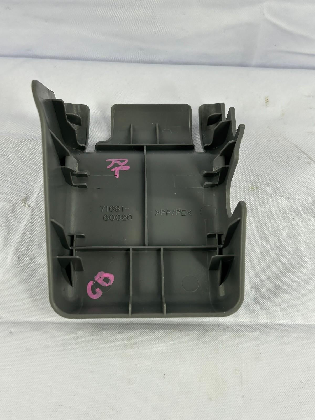 1998-2007 Lexus LX470 2nd Row Rear Seat Cushion Hinge Cover Upper Right Gray OEM