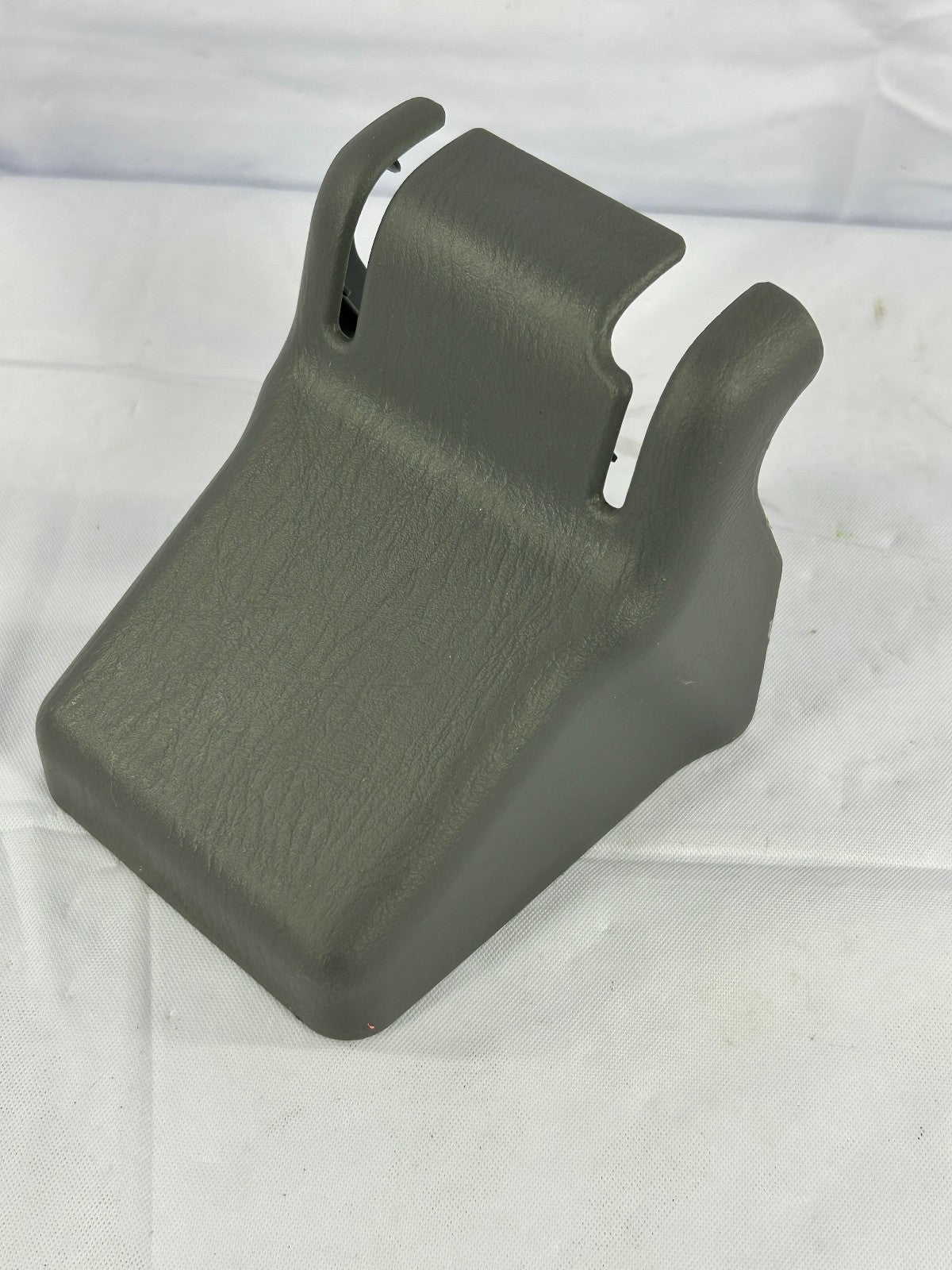 1998-2007 Lexus LX470 2nd Row Seat Cushion Hinge Cover Center Right Gray OEM