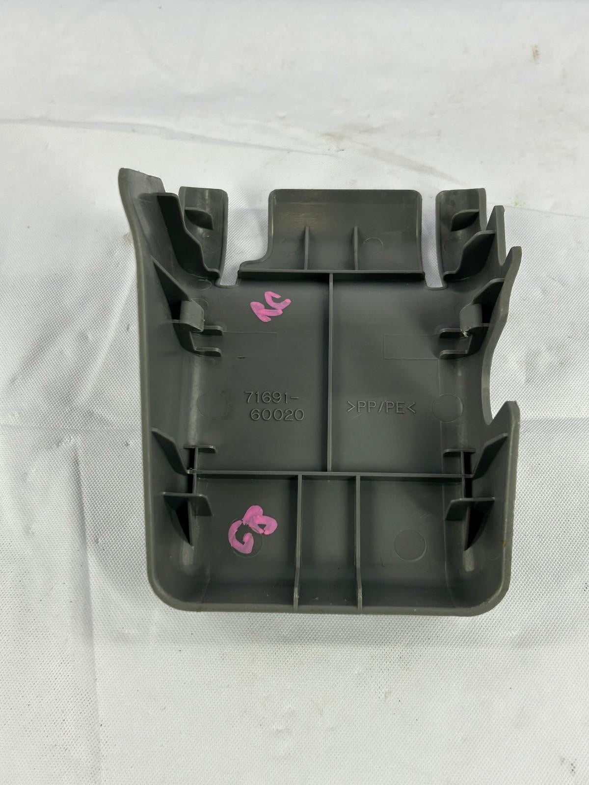 1998-2007 Lexus LX470 2nd Row Seat Cushion Hinge Cover Center Right Gray OEM