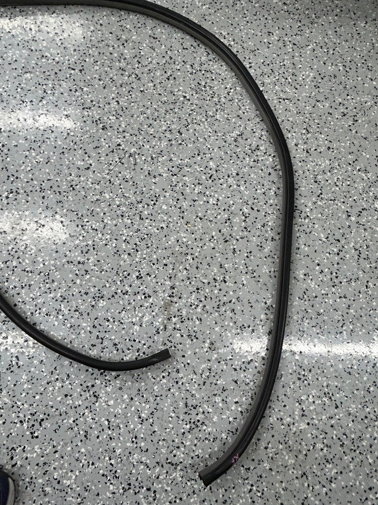 Lexus LX470 Front Right Door Weatherstrip (On Body) 1998-2002 Gray OEM