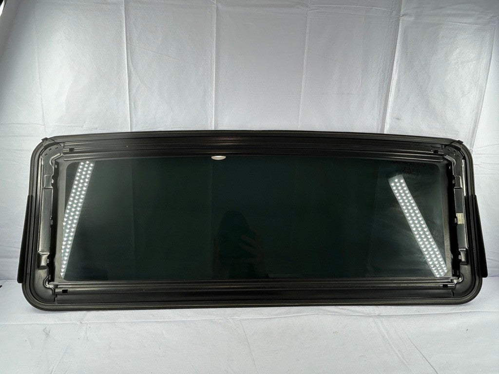 2004-2010 Infiniti QX56 Sunroof Sun Moon Roof Top Factory Glass OEM