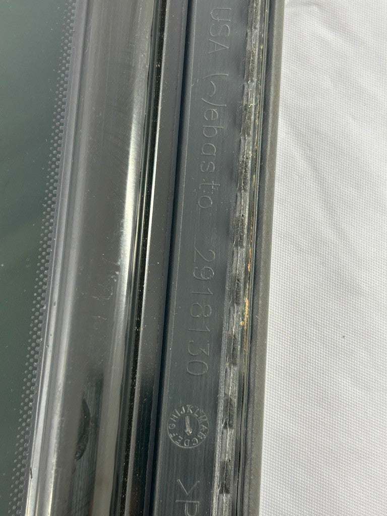 2011-2018 Volkswagen Jetta Roof Sunroof Window Glass Factory OEM 5C6877071A