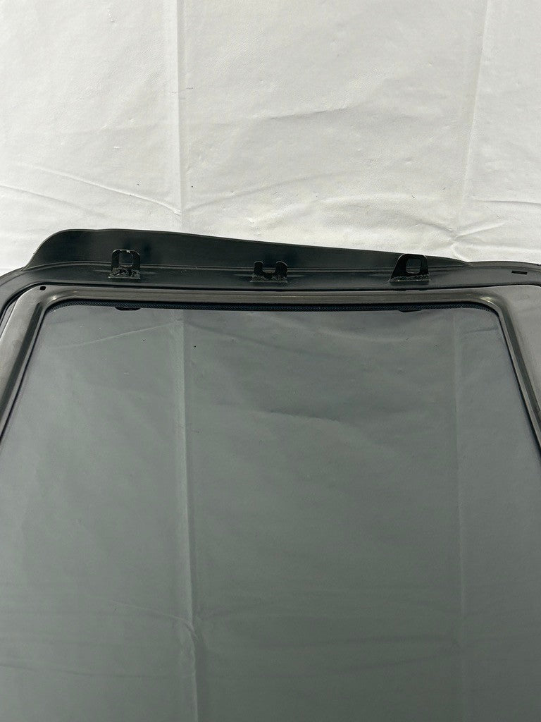 2011-2018 Volkswagen Jetta Roof Sunroof Window Glass Factory OEM 5C6877071A