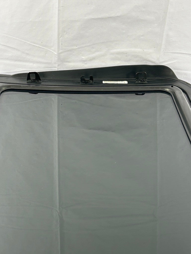2011-2018 Volkswagen Jetta Roof Sunroof Window Glass Factory OEM 5C6877071A