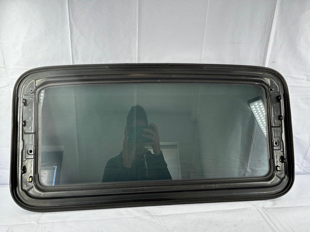 2007-2011 Honda CRV Sunroof Moonroof Sun Moon Roof Glass Panel 70200-SWA-J02