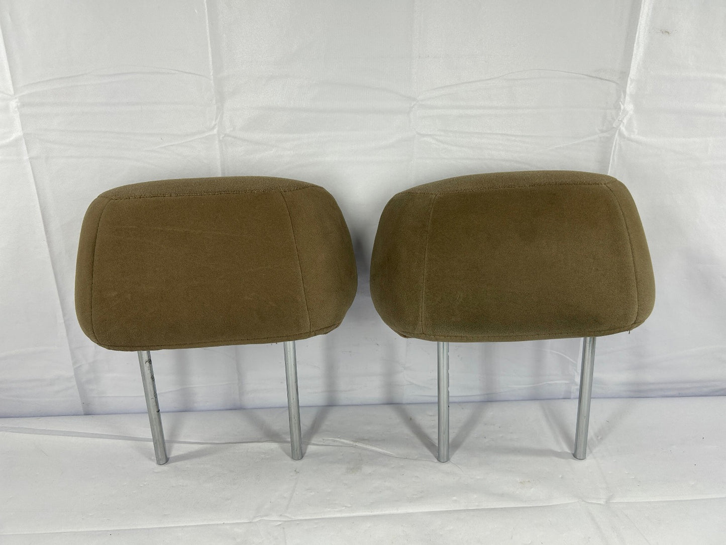 2003-2005 Toyota Tundra Front Headrest Set Brown Cloth OEM