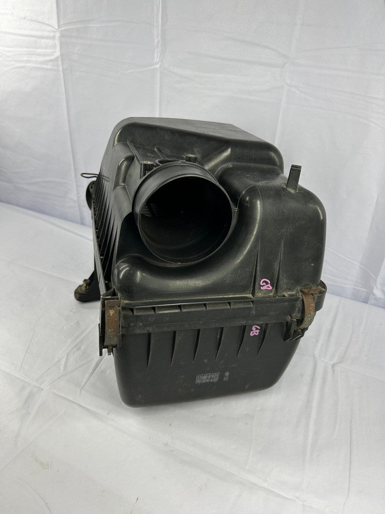 2000-2006 Toyota Tundra Air Filter and Housing Assembly OEM