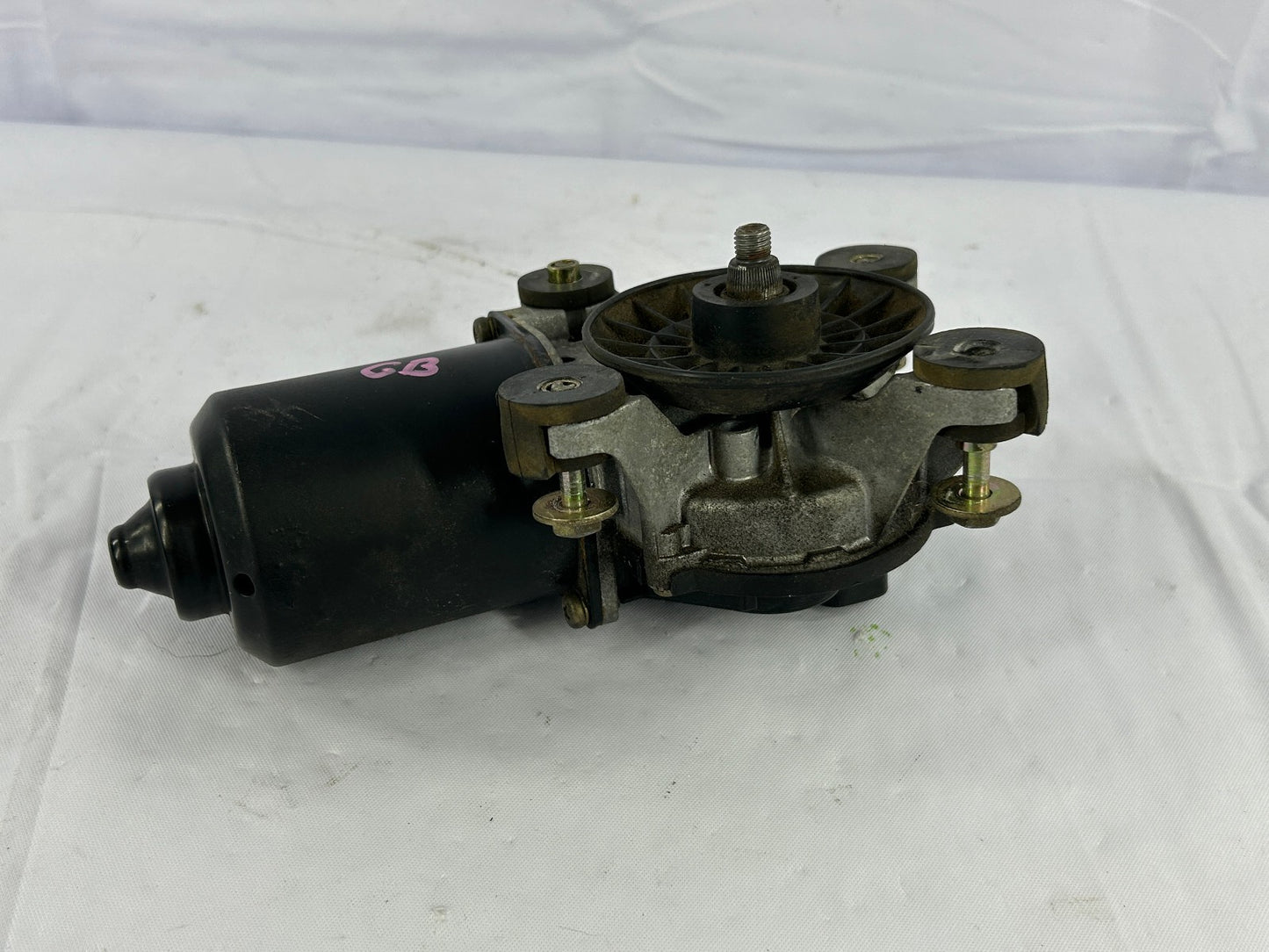 2000-2006 Toyota Tundra Windshield Wiper Motor OEM
