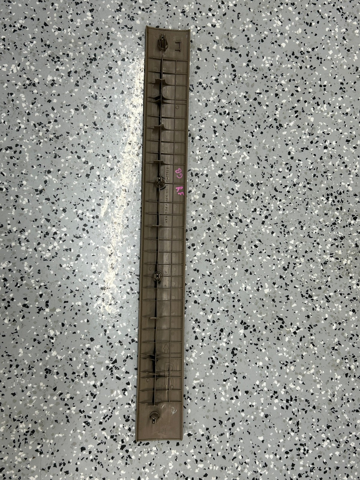 2000-2006 Toyota Tundra Front Right Side Door Sill Scuff Plate Brown Trim OEM