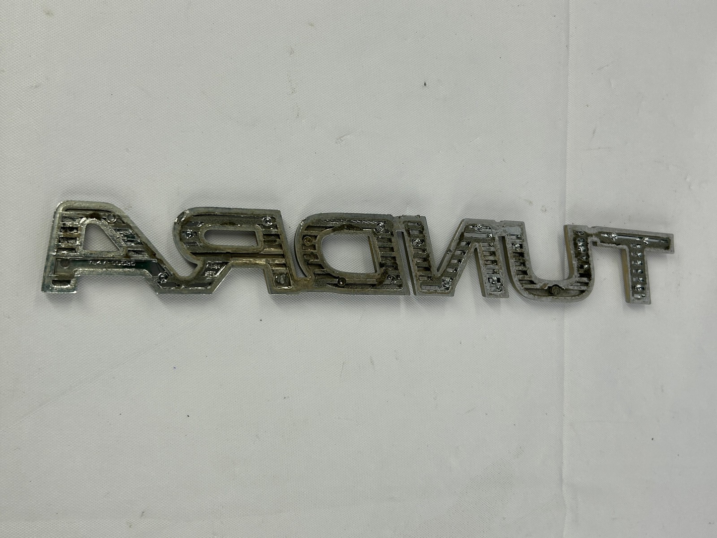 2002-2006 Toyota Toyota Tundra Rear Body Nameplate 75471-0C030 Emblem OEM