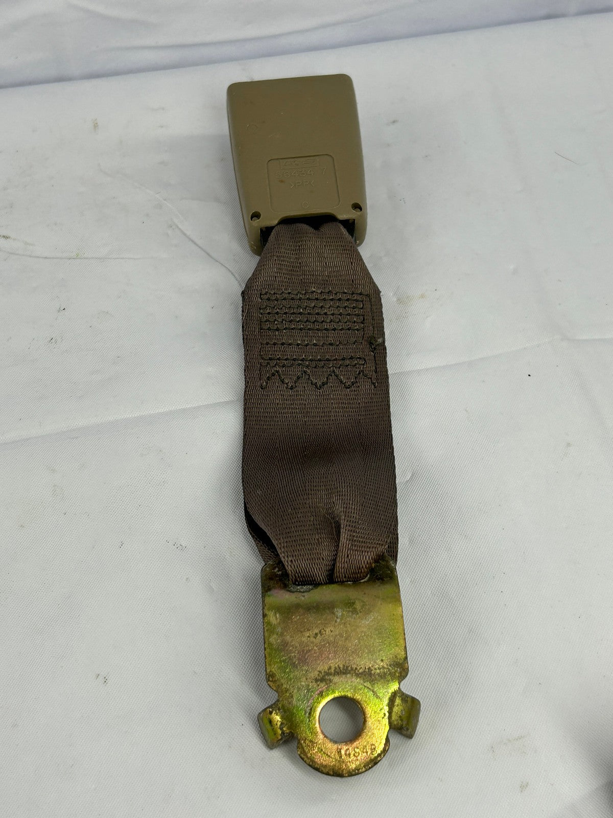 2000-2006 Toyota Tundra Extended Cab Rear Seat Belt Receiver OEM