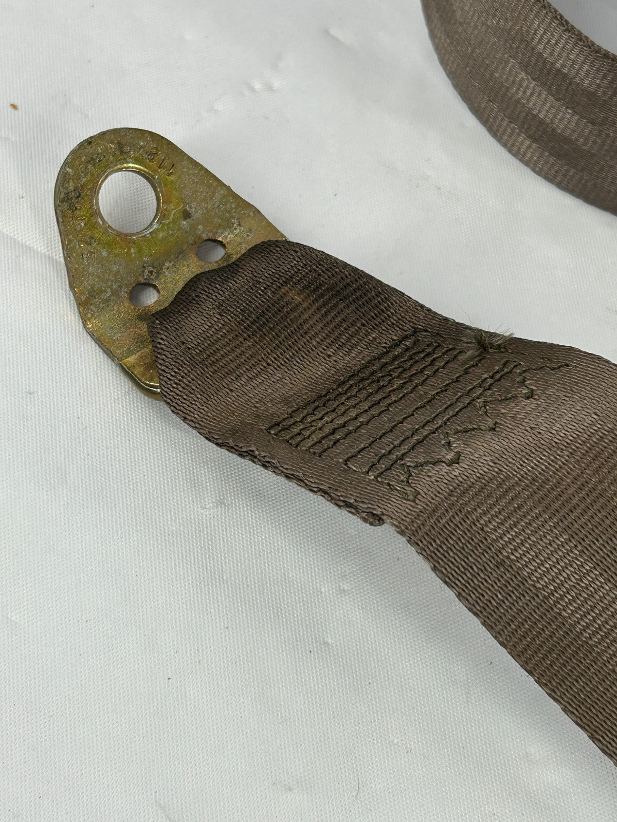 2000-2006 Toyota Tundra Extended Cab Rear Seat Belt Lap Belt Brown OEM